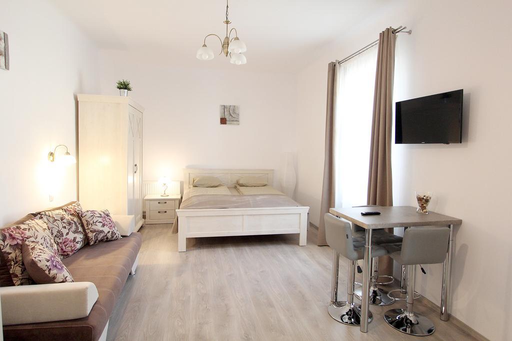 Central Parc Studios Sibiu Extérieur photo